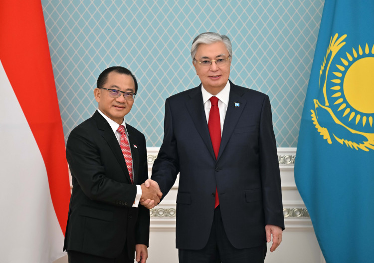 The Head of State received the Speaker of the Parliament of Singapore, Seah Kian Peng